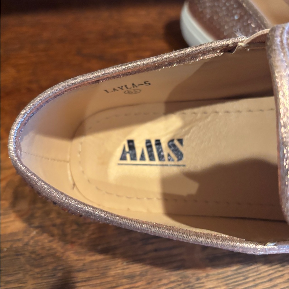 SPARKLING ROSE GOLD CASUALS - Picture 11 of 15